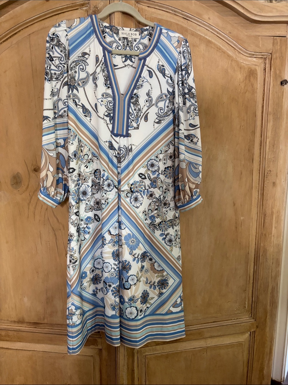 Hale Bob Blue, Cream & Tan Paisley Floral Midi Dress! Like new! Medium